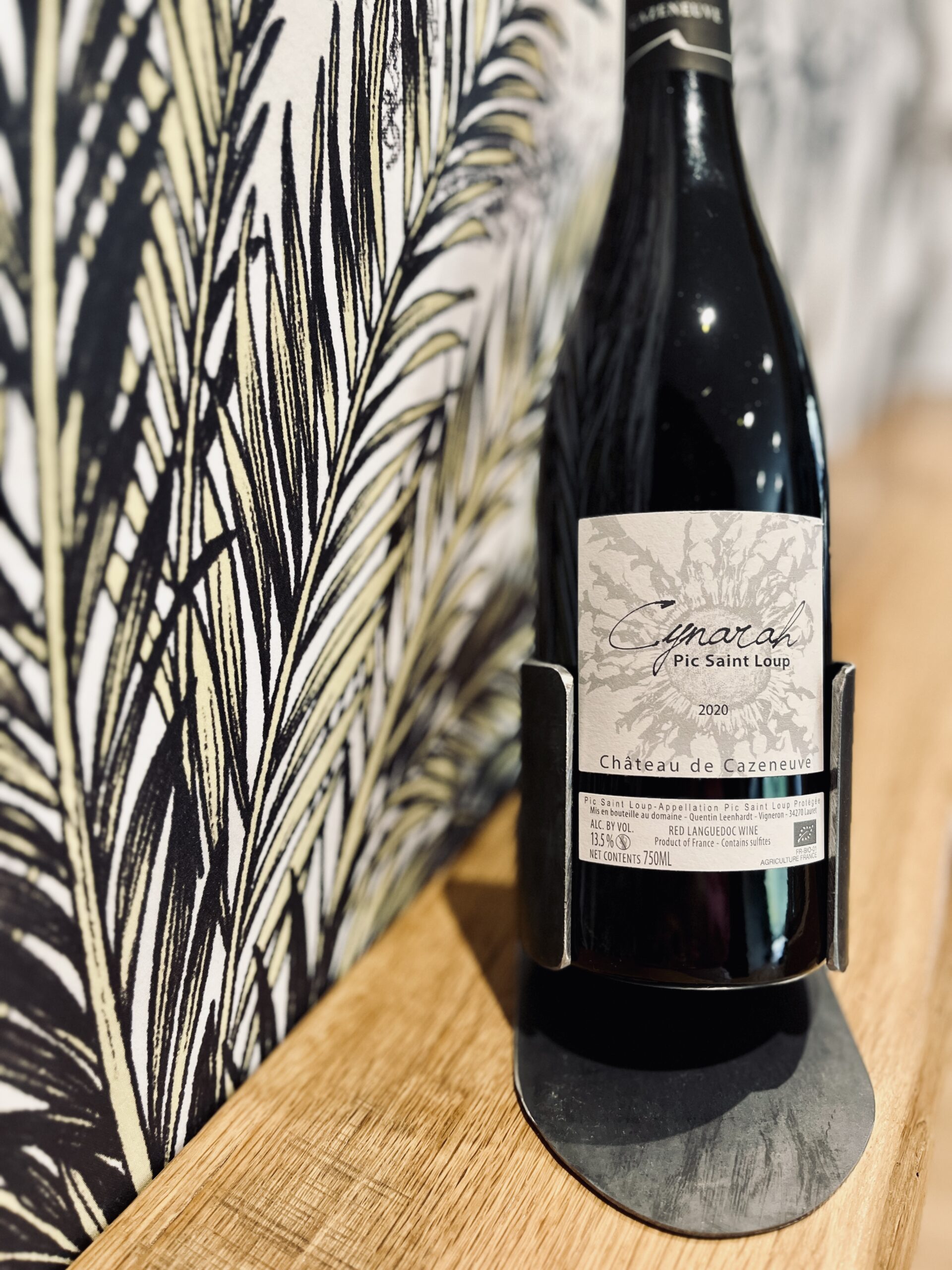 Porte bouteille fabriqué à Rodez création artisanale idée cadeau pour noël pour les amateurs de vin